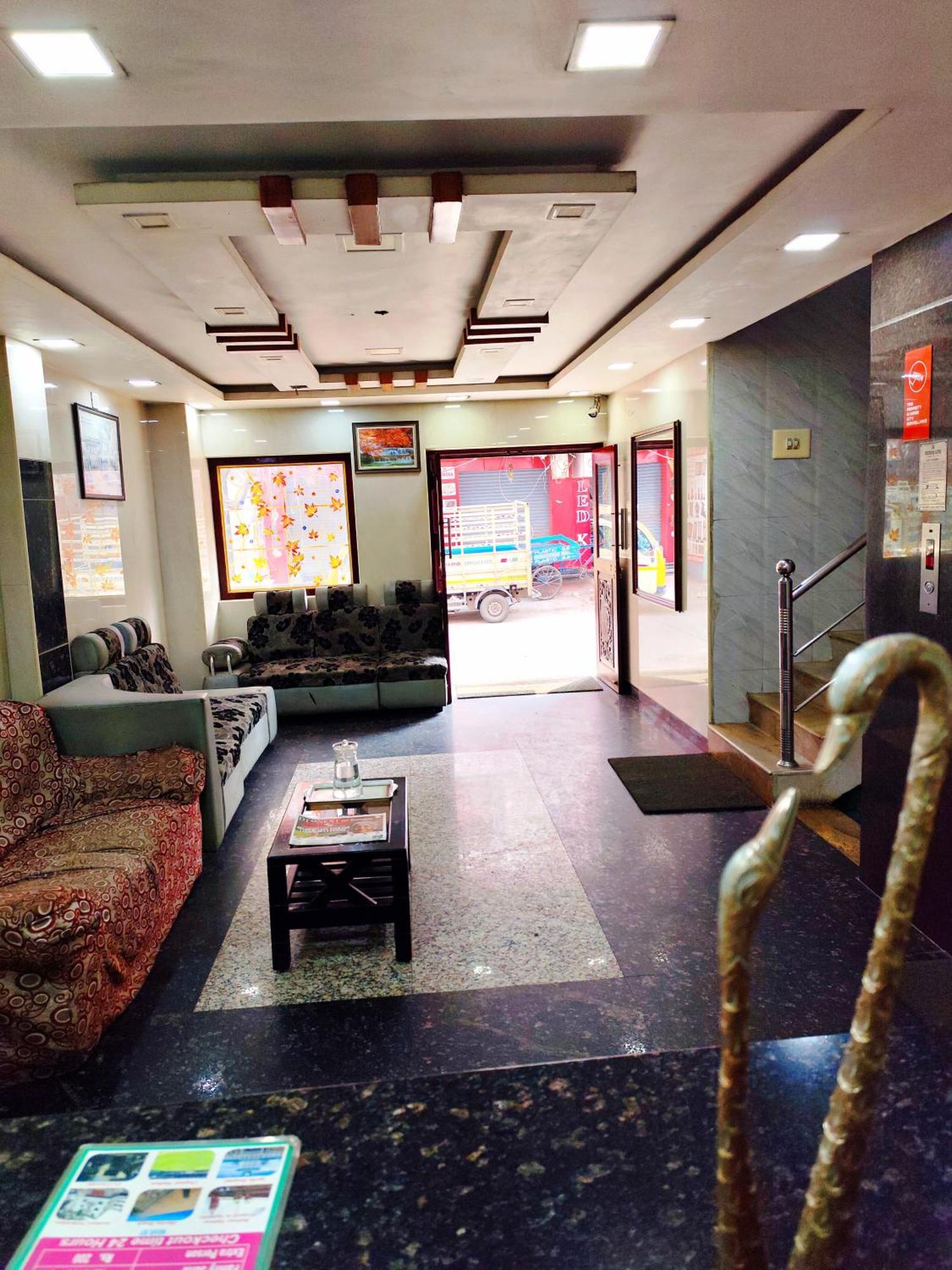 Nb Inn Palace Chennai Ngoại thất bức ảnh